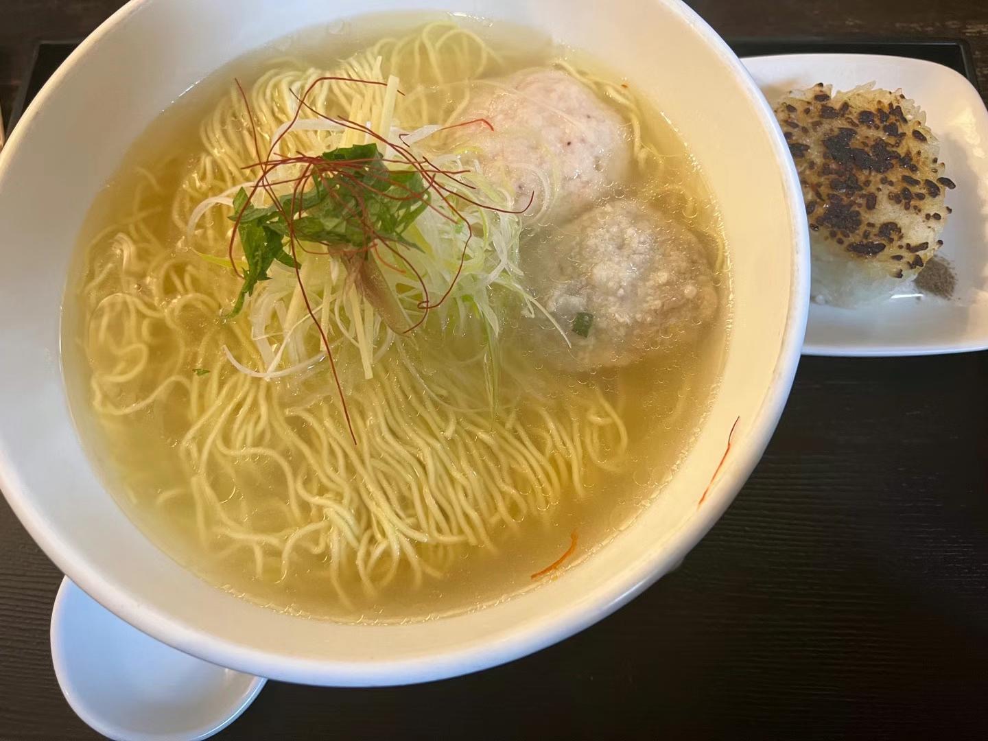 请输入图片描述